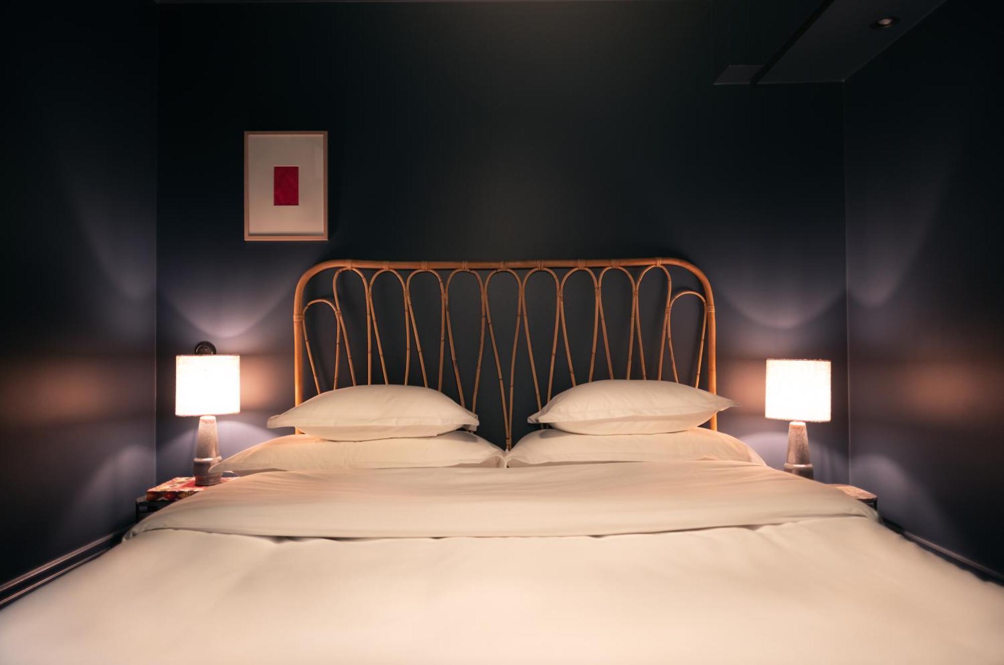 Standard Queen Room No windows